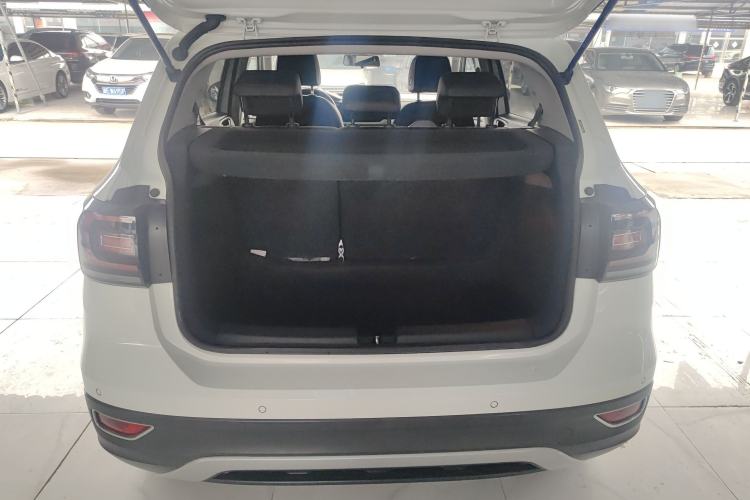 Used Volkswagen Tacqua 2021 200TSI DSG JoyConnect Edition