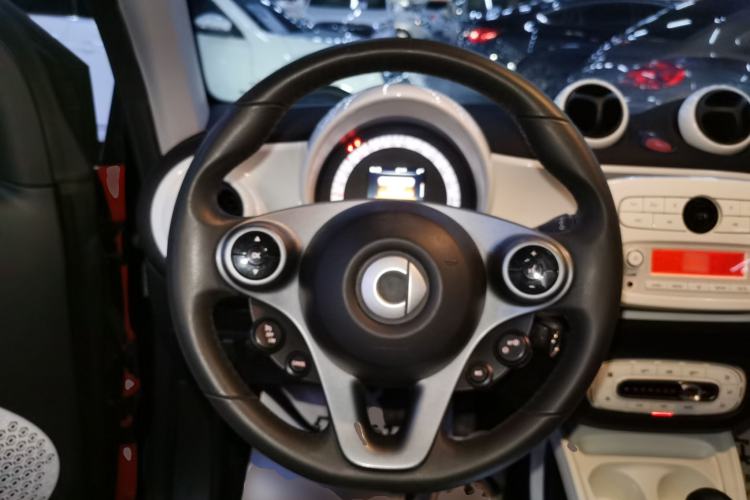 Used  fortwo 2015 1.0L 52 kW Hardtop Passion Edition