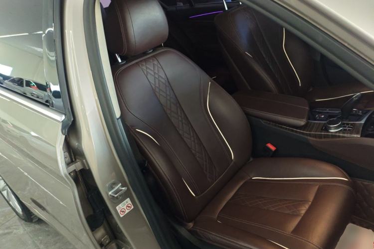 Used BMW 5 Series 2018 Facelifted 530Li xDrive Luxury Package
