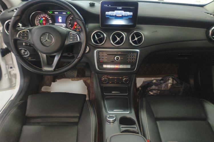 Used Mercedes-Benz GLA 2017 GLA 200 Fashion Model