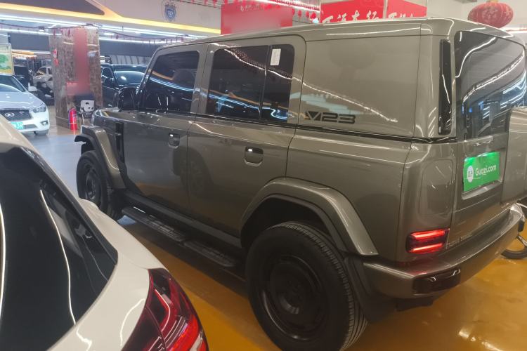 Used  V23 2025 401 Two-Wheel Drive Advanced Edition
