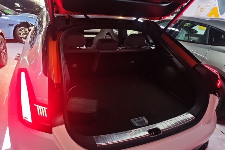 Used Zeekr 001 2025 WE Edition 100 kWh Rear-Wheel Drive