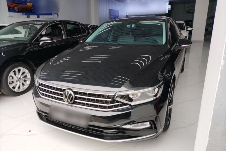 Used Volkswagen Magotan 2023 2 Million Units Limited Edition 330TSI DSG Leading Version