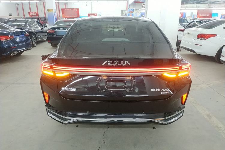 Used Dongfeng Aeolus Yixuan MAX 2023 1.5T Super-Powered Dad Edition
