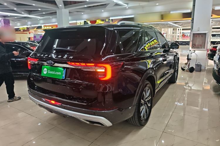 Used Ford Explorer 2023 EcoBoost 285 Four-Wheel Drive Titanium Edition 7-Seater
