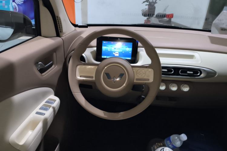 Used Wuling Hongguang MINIEV 2025 Four-Door Version Advanced Edition
