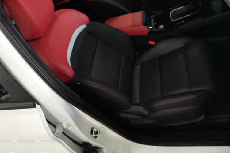 Used MG 5 2023 180 DVVT CVT Luxury Edition
