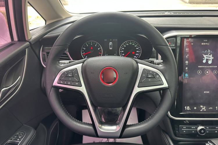 Used BYD Song MAX 2018 1.5T Automatic Smart Connect Elite Model with 6 Seats
