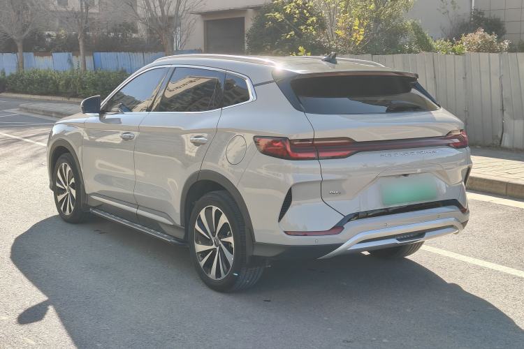 Used BYD Song PLUS New Energy 2023 Champion Edition DM-i 150KM Flagship PLUS
