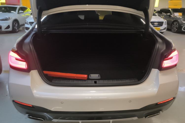 Used BMW 5 Series New Energy 2021 535Le Pioneer Edition M Sport Package
