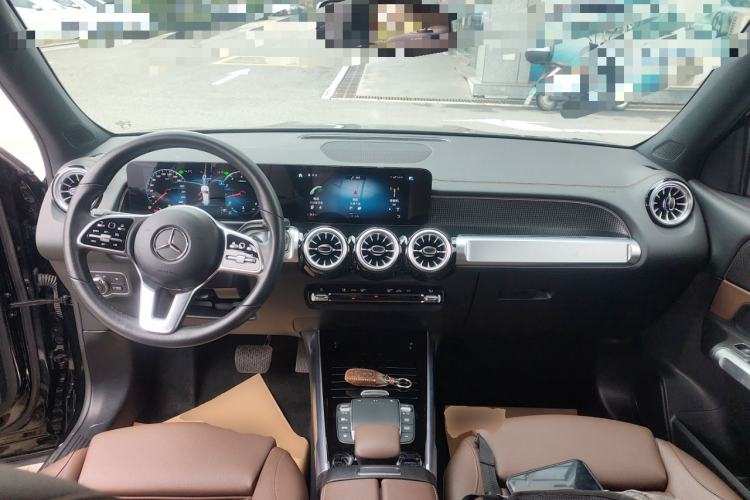 Used Mercedes-Benz GLB 2022 Updated GLB 200 Fashion Edition