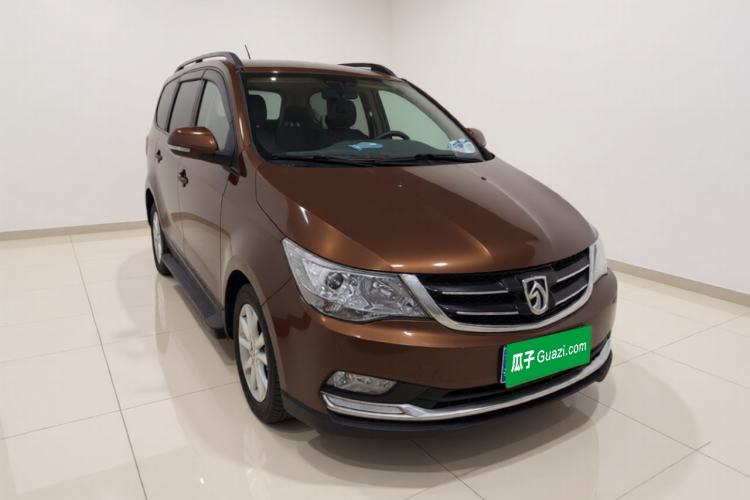 Used Baojun 730 2016 1.5T Manual Comfort Version 7 Seats