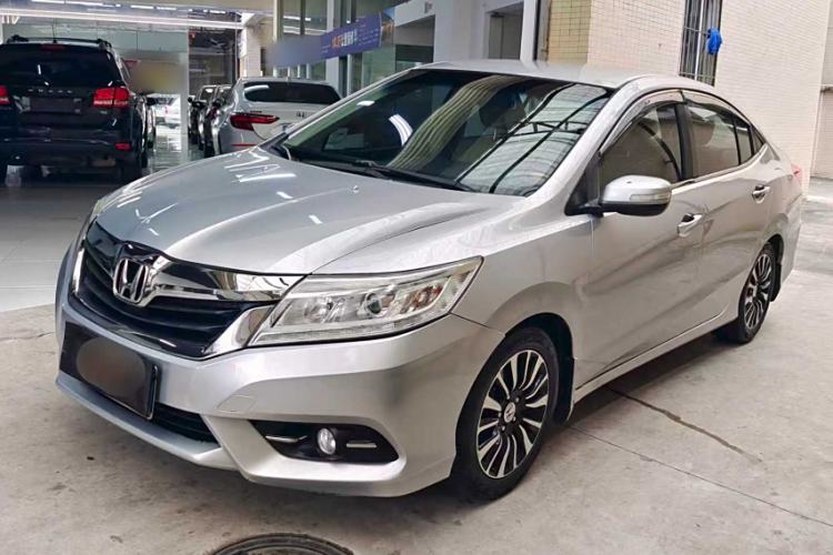 Used Honda Crider 2013 1.8L automatic comfort version
