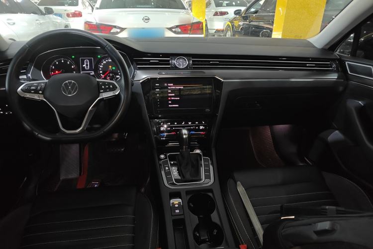 Used Volkswagen Magotan 2020 330TSI DSG Leading Model
