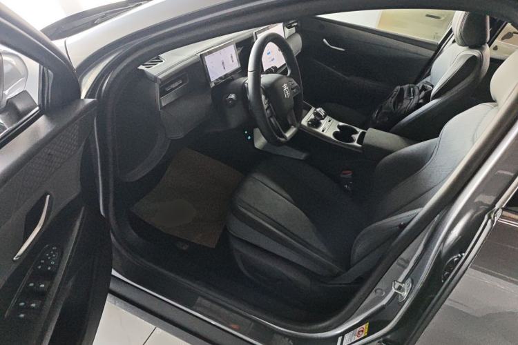 Used BYD Qin PLUS 2025 DM-i Smart Drive 120KM Superior Model