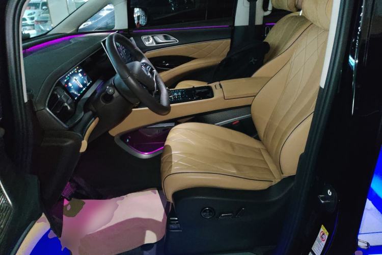 Used Denza D9 2024 DM-i 980 Four-Wheel Drive Prestige Model