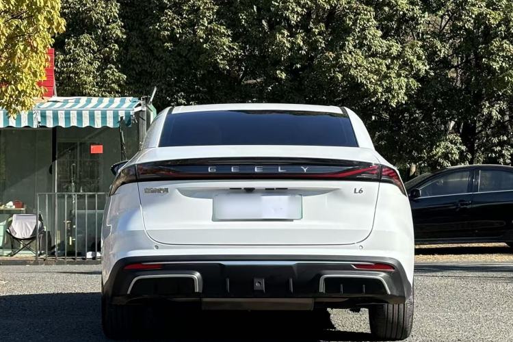 Used  L6 2024 125km PLUS Dragon Edition