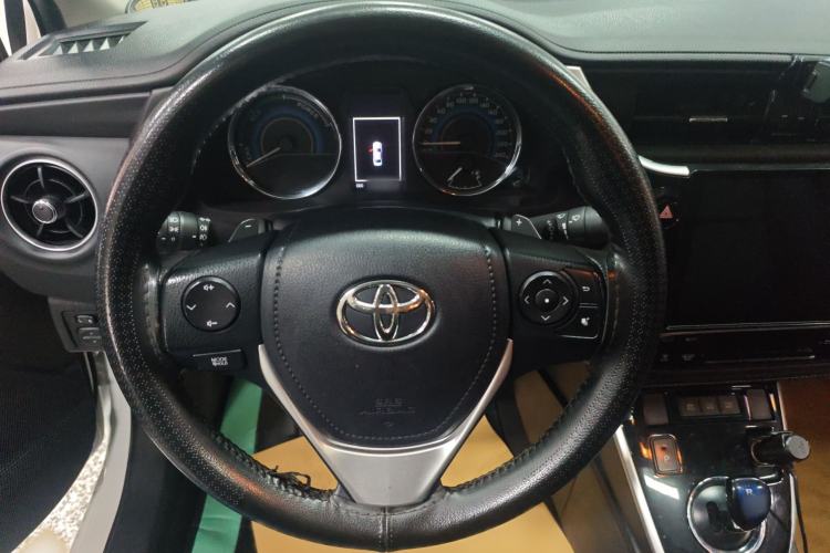 Used Toyota Corolla 2017 Revised Dual-Engine 1.8L E-CVT Leading Edition
