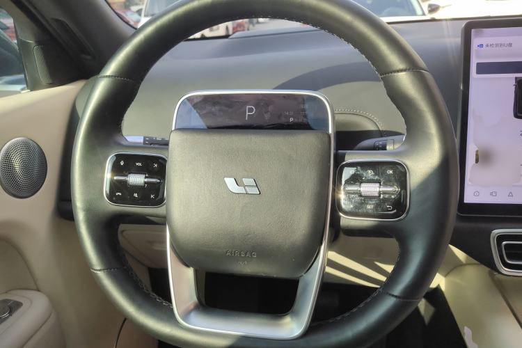 Used Li Auto L8 2023 Pro Model
