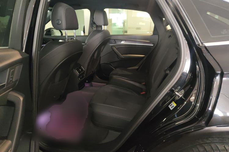 Used Audi Q5L Sportback 2022 40 TFSI Luxury Model
