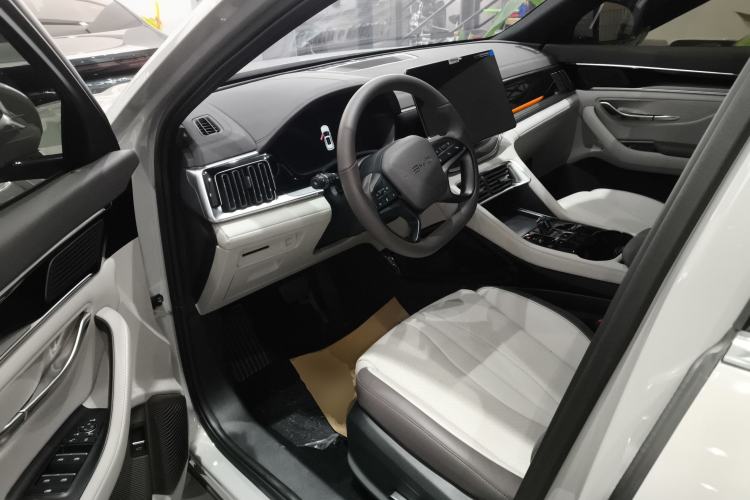 Used BYD Song PLUS New Energy 2025 DM-i Smart Drive 112KM Prestige Model
