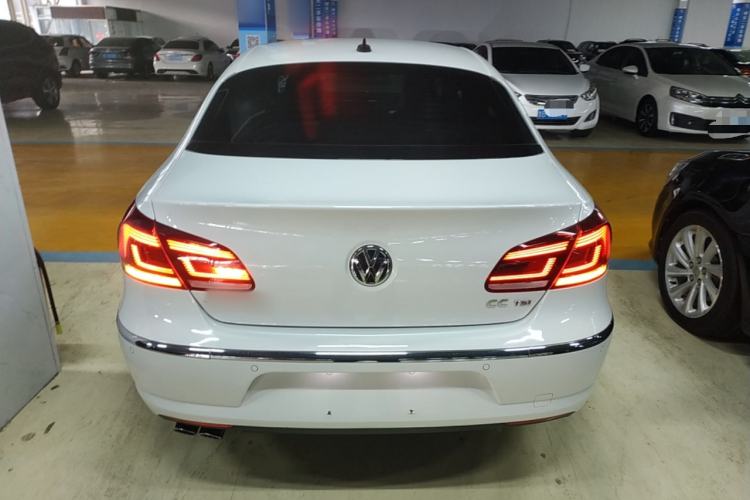 Used Volkswagen FAW-Volkswagen CC 2015 2.0 TSI Ultimate Model
