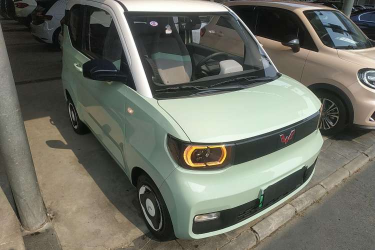 Used Wuling Hongguang MINIEV 2021 Macaron Premium Model – Lithium Iron Phosphate
