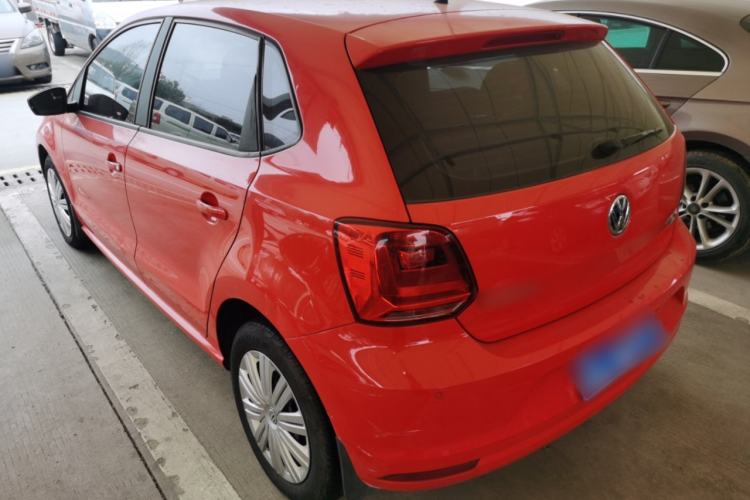 Used Volkswagen Polo 2016 1.6L Automatic Comfort Model
