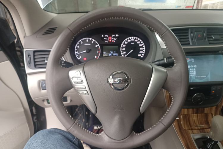 Used Nissan Sylphy 2014 1.6XV CVT Deluxe Edition
