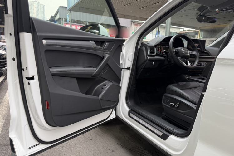 Used Audi Q5L 2023 40T Fashionable and Elegant Version