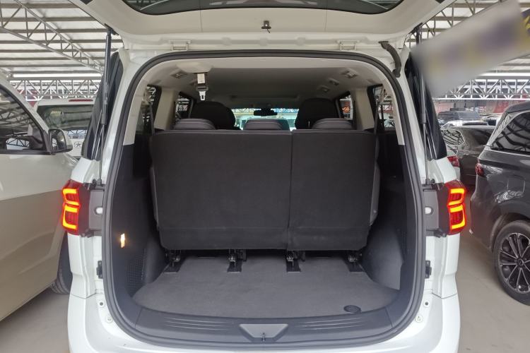 Used SAIC MAXUS G20 2021 PLUS 2.0T Gasoline Automatic Luxury Edition
