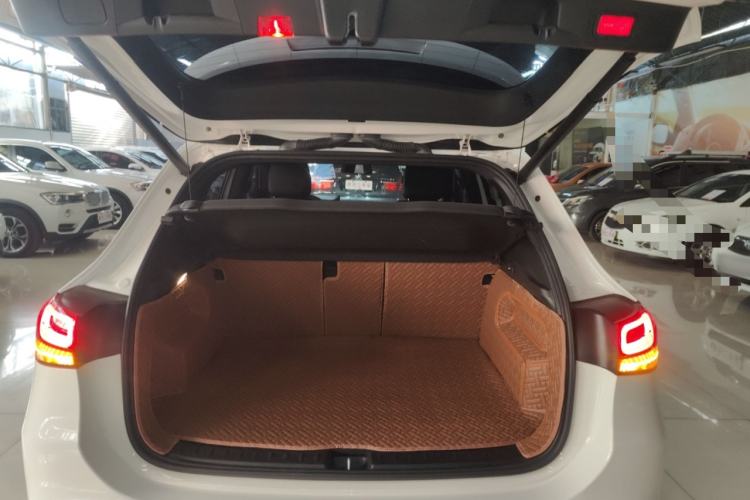 Used Mercedes-Benz GLA 2023 GLA 220
