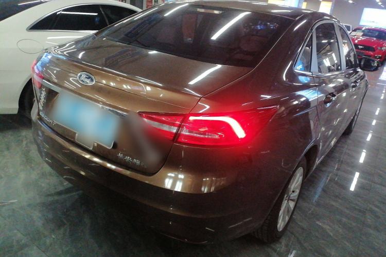 Used Ford Escort 2015 1.5L Automatic Comfort Model
