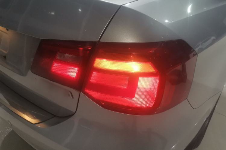 Used Volkswagen Jetta 2013 1.4L Manual Fashion Model