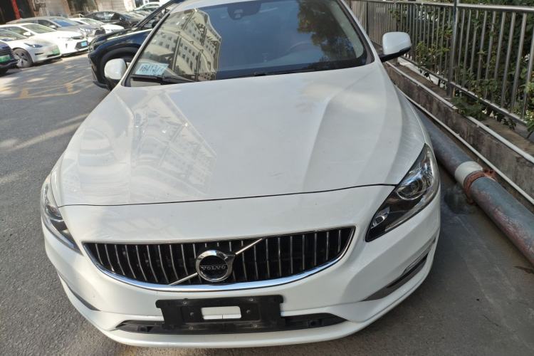 Used Volvo S60 2019 S60L Facelift T5 Intelligent Advanced Edition
