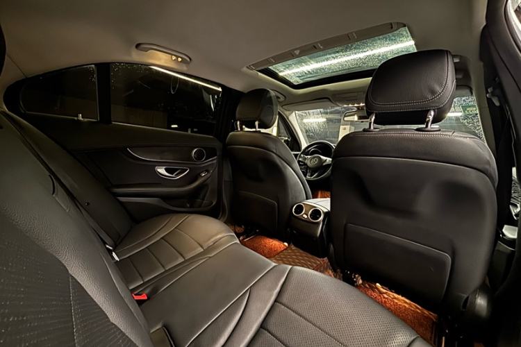 Used Mercedes-Benz C-Class 2018 C 180 L Fashion Edition Sport Version
