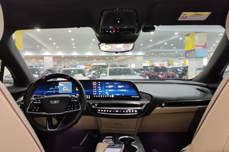 Used Cadillac LYRIQ 2022 Rear-Drive Long-Range Prestige Edition
