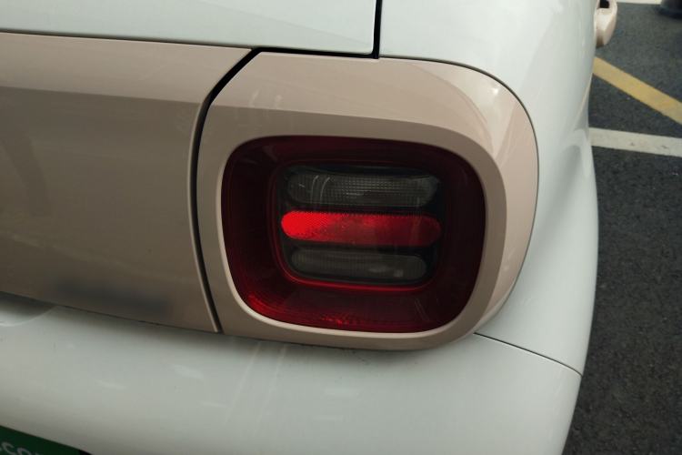 Used ORA Black Cat 2022 301km "Cute Pet" Version – Lithium Iron Phosphate
