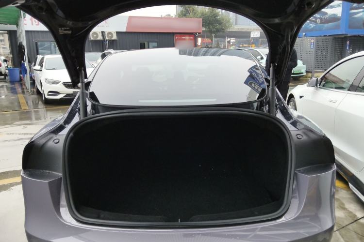 Used Tesla Model 3 2025 Rear-Wheel-Drive Version