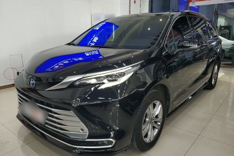 Used Toyota Sienna 2021 2.5L Hybrid Platinum Edition