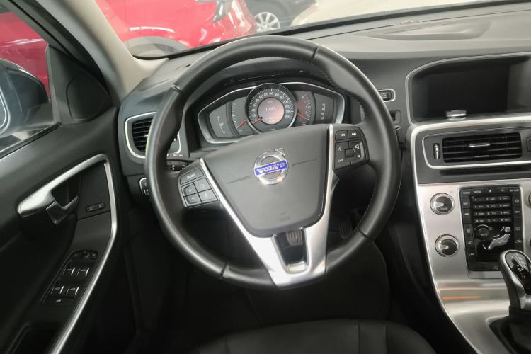 Used Volvo S60 2017 S60L T3 Smart Upgrade Edition
