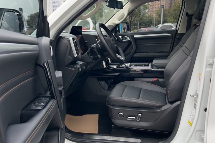 Used Haval DARGO 2022 2.0T DCT Two-Wheel Drive Huazhong Hound Edition
