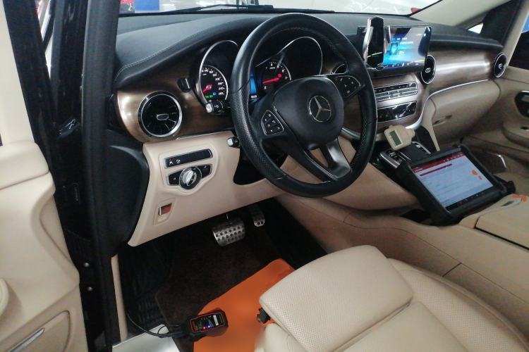 Used Mercedes-Benz V-Class 2022 V 260 L Long-wheelbase Luxury Edition
