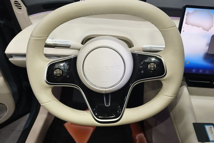 Used Hima Luxeed R7 2025 Extended-Range 331km Ultra