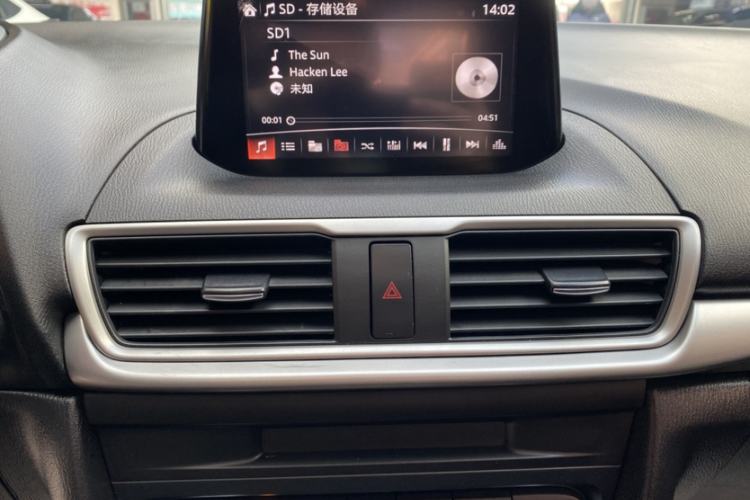 Used Mazda Mazda 3 Axela 2017 Sedan 1.5L Automatic Luxury Model Emission Standard China V
