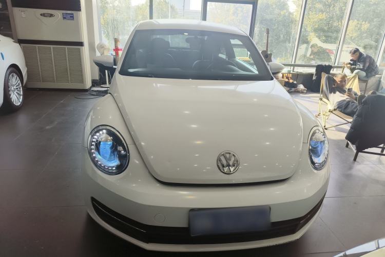Used Volkswagen Beetle 2015 180TSI model
