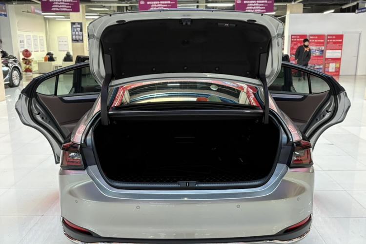 Used Lexus ES 2025 200 Premium Edition
