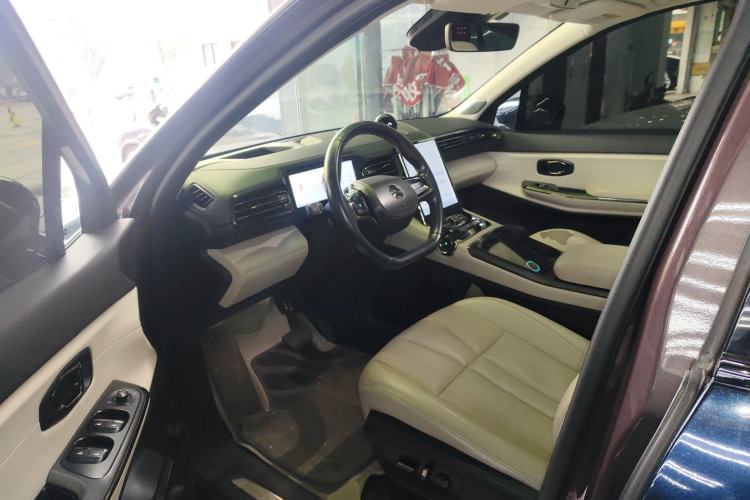 Used Nio ES8 2020 415 KM Signature Edition 7-Seater Version
