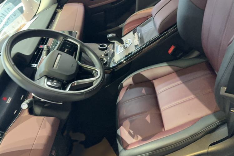 Used Land Rover Range Rover Evoque 2023 Aurora L 249 PS Luxury Edition
