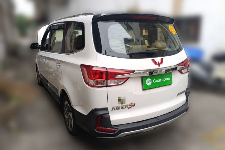 Used Wuling Hongguang 2016 1.5L S1 Deluxe Model China V-standard
